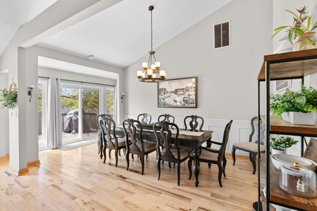 840 E Gaslight Drive, Springfield, MO 65810