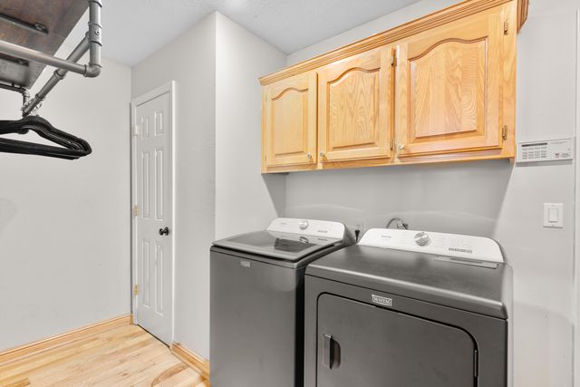 840 E Gaslight Drive, Springfield, MO 65810