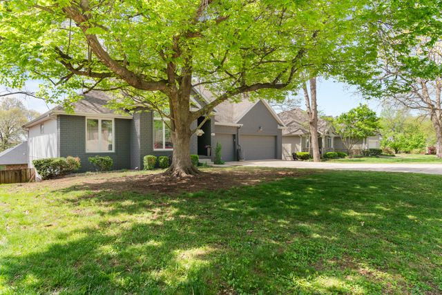 840 E Gaslight Drive, Springfield, MO 65810