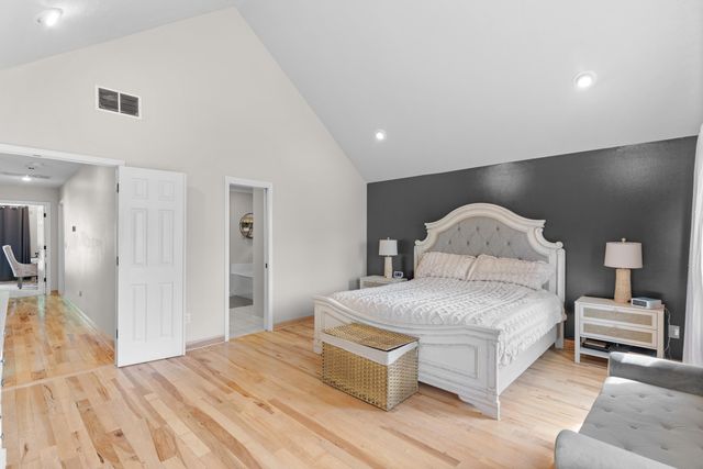 840 E Gaslight Drive, Springfield, MO 65810