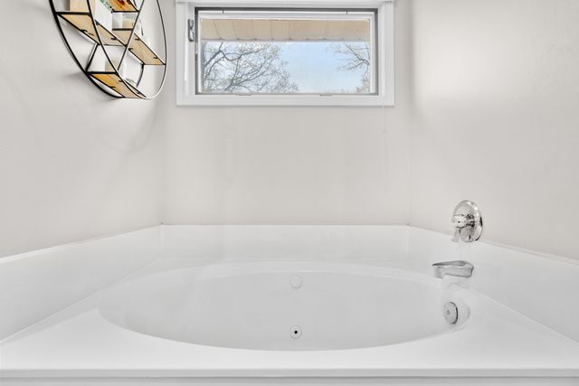 840 E Gaslight Drive, Springfield, MO 65810