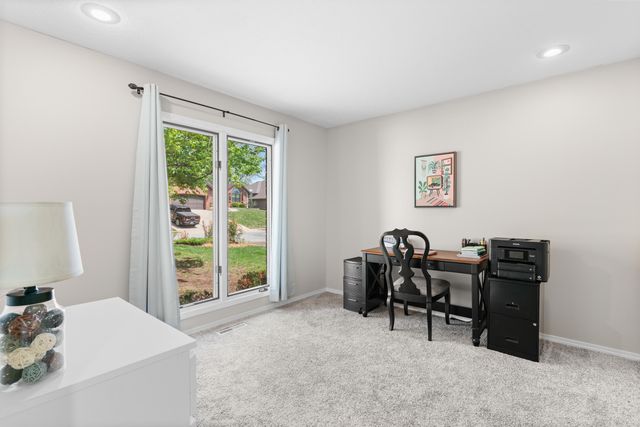 840 E Gaslight Drive, Springfield, MO 65810