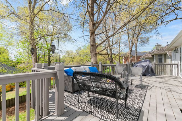 840 E Gaslight Drive, Springfield, MO 65810