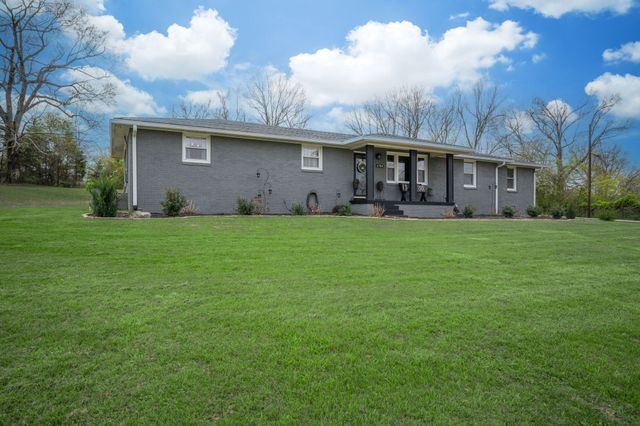 6708 Hwy 100, Bon Aqua, TN 37025