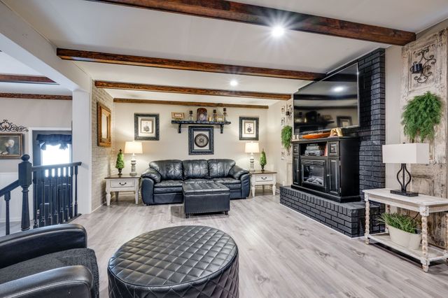 6708 Hwy 100, Bon Aqua, TN 37025