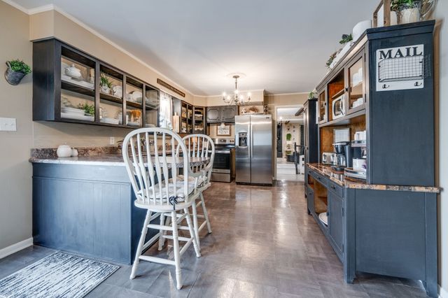 6708 Hwy 100, Bon Aqua, TN 37025