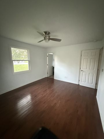 3010 Buenaview Blvd, Nashville, TN 37218