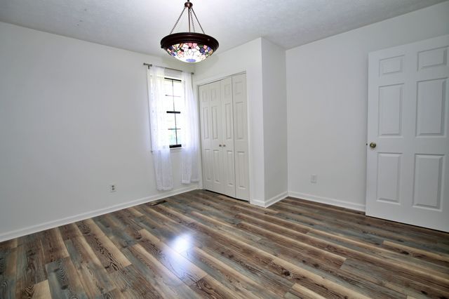 2117 Mockingbird Ln Apt A, Springfield, TN 37172