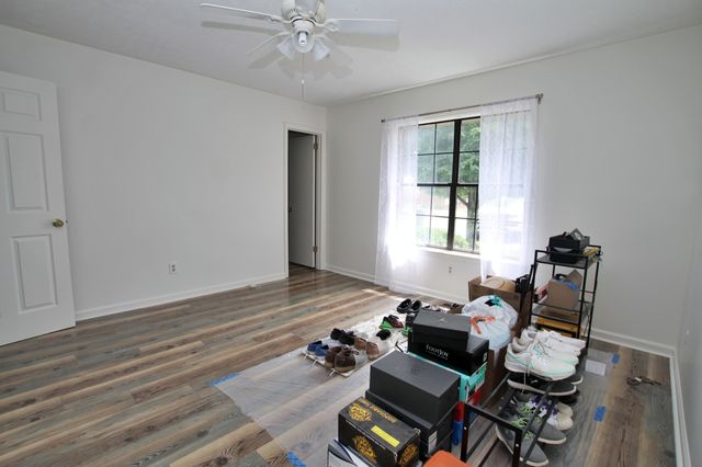 2117 Mockingbird Ln Apt A, Springfield, TN 37172