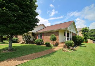 2117 Mockingbird Ln Apt A, Springfield, TN 37172