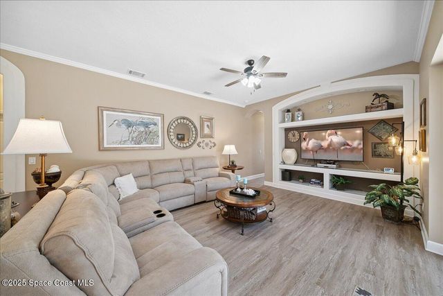 3616 Peninsula Circle, Melbourne, FL 32940