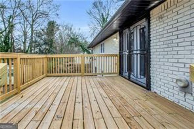 1512 S Hairston Road, Stone Mountain, GA 30088