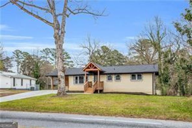 1512 S Hairston Road, Stone Mountain, GA 30088