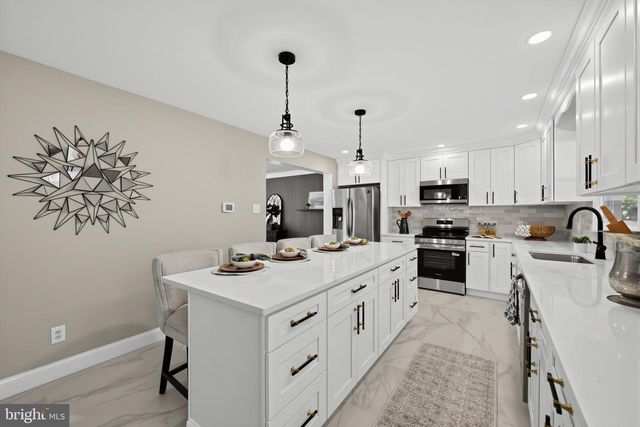 1817 ROLLING LN, Cherry Hill, NJ 08003