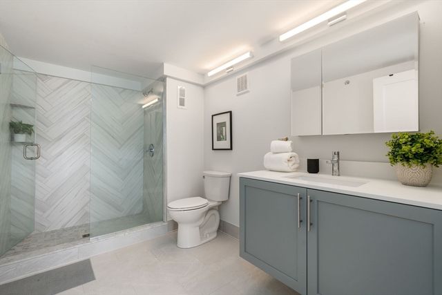 50 Hichborn St 101, Boston, MA 02135