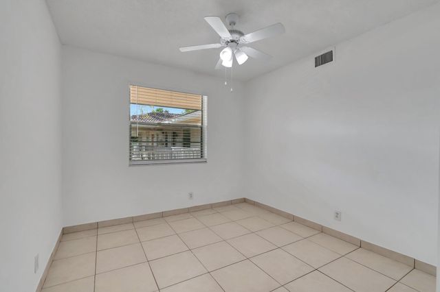 8431 Royal Palm Boulevard 8431, Coral Springs, FL 33065