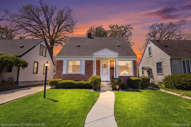 2920 Hubbard Street, Dearborn, MI 48124