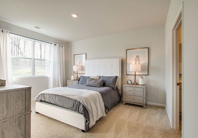 8126 Jude Drive, White House, TN 37188