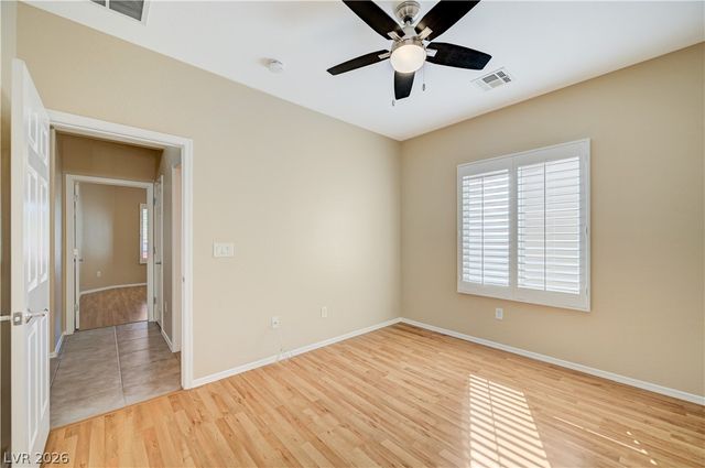 2416 Great Auk Avenue, North Las Vegas, NV 89084