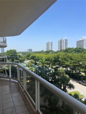 20191 E Country Club Drive 503, Aventura, FL 33180