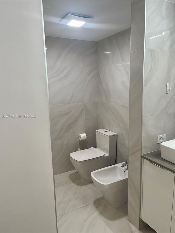 20191 E Country Club Drive 503, Aventura, FL 33180