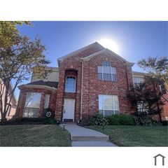 1310 Pinehurst Drive, Lewisville, TX 75077