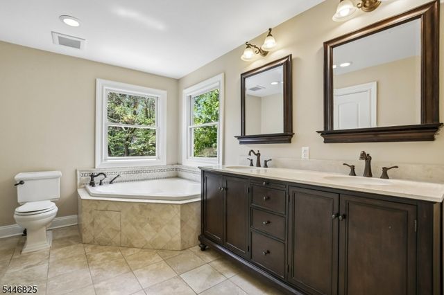 11 Fairwood Rd, Madison Boro, NJ 07940