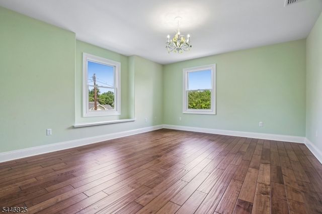 11 Fairwood Rd, Madison Boro, NJ 07940