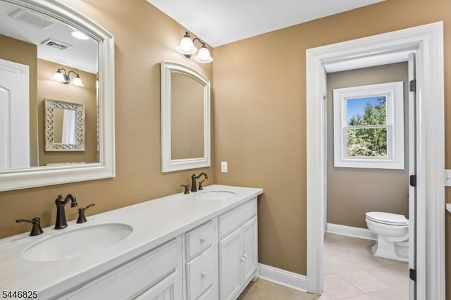 11 Fairwood Rd, Madison Boro, NJ 07940