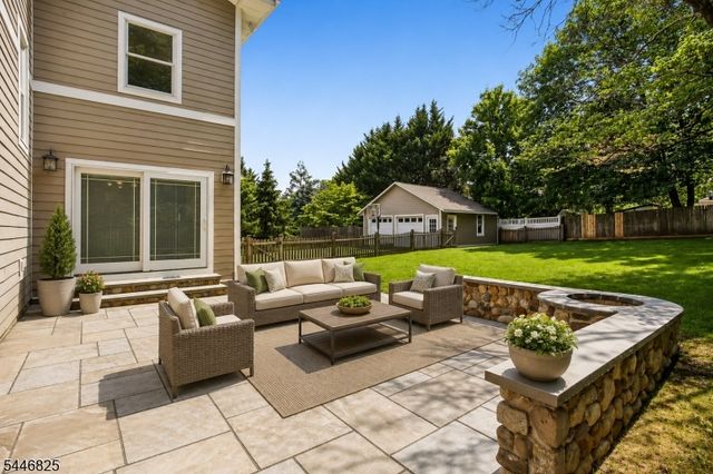 11 Fairwood Rd, Madison Boro, NJ 07940