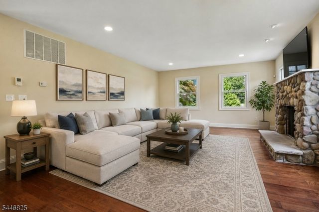 11 Fairwood Rd, Madison Boro, NJ 07940