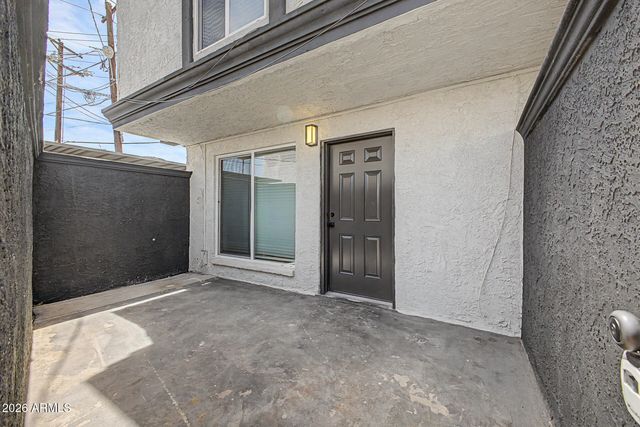 1804 E CONCORDA Drive 18, Tempe, AZ 85282