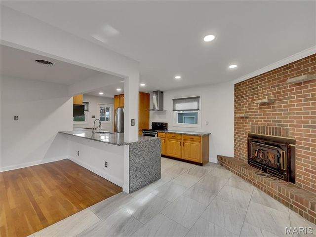 1117 Tompkins Street, St Charles, MO 63301