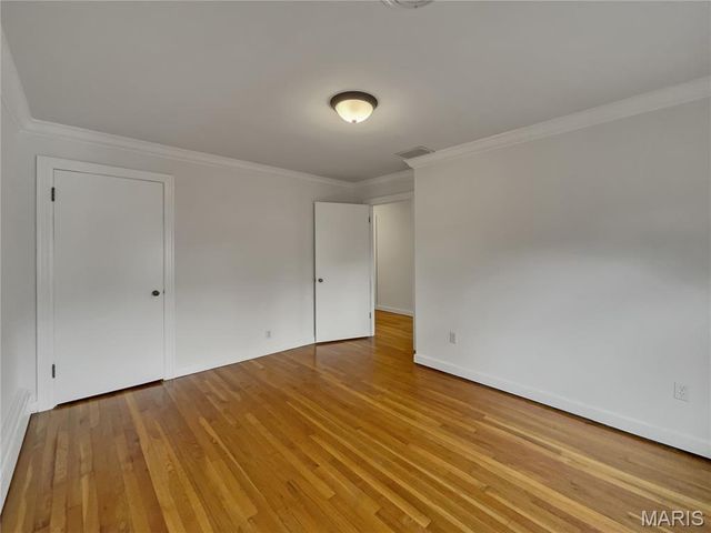 1117 Tompkins Street, St Charles, MO 63301