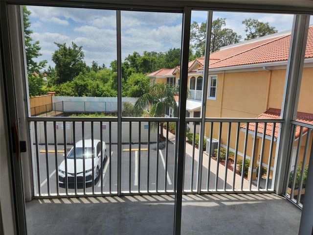 21041 SUNPOINT WAY 202, Lutz, FL 33558