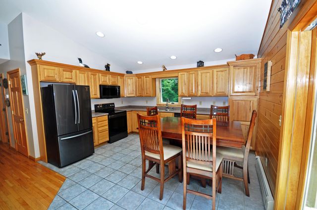 2331 Dick Brown Road, Bridgewater, NH 03222