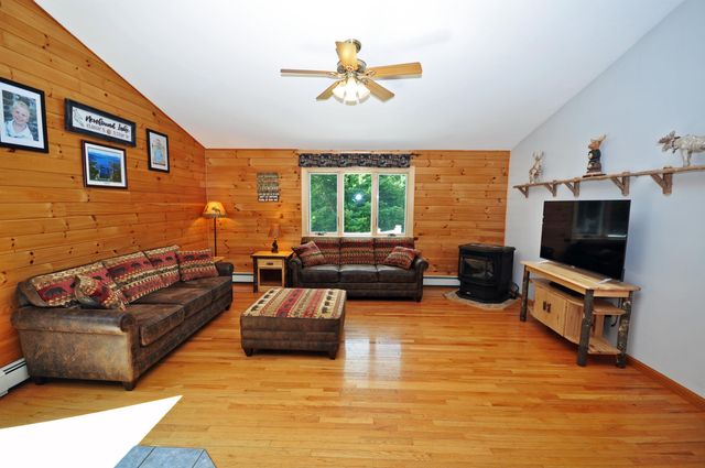 2331 Dick Brown Road, Bridgewater, NH 03222