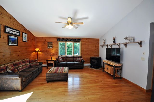 2331 Dick Brown Road, Bridgewater, NH 03222