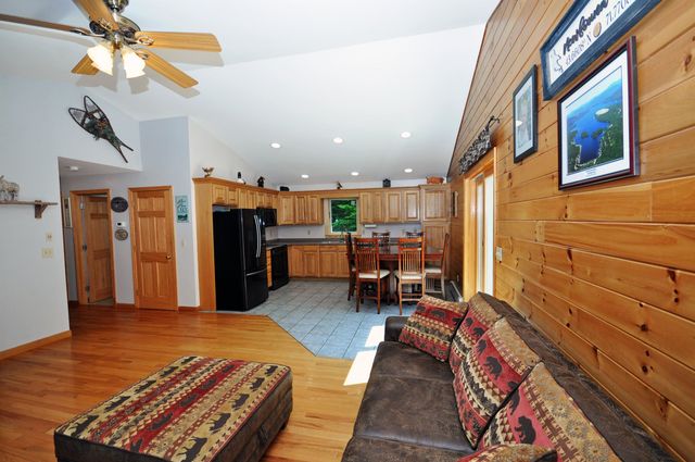 2331 Dick Brown Road, Bridgewater, NH 03222