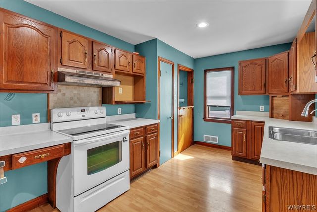 193 12th Avenue, North Tonawanda, NY 14120