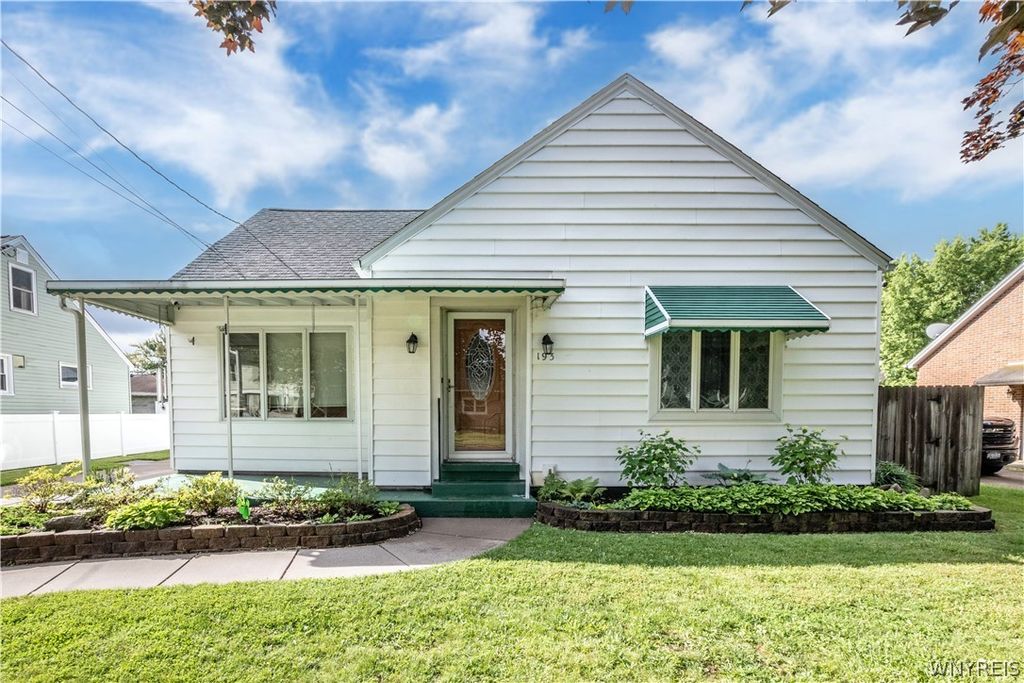 193 12th Avenue, North Tonawanda, NY 14120