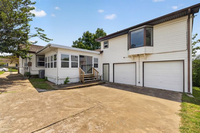 5813 E 20th Street, Tulsa, OK 74112