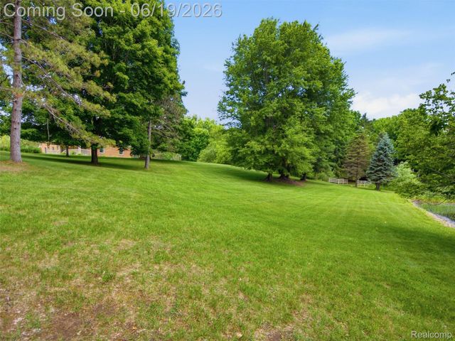 5449 Lum Road, Attica Township, MI 48412