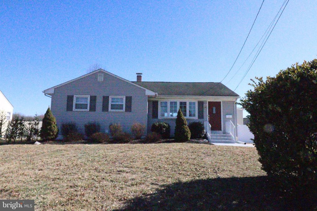 56 SHERBROOKE RD, Trenton, NJ 08638
