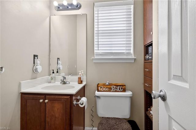 1988 Breck AVE, Virginia Beach, VA 23464