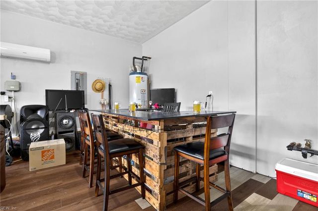 1988 Breck AVE, Virginia Beach, VA 23464