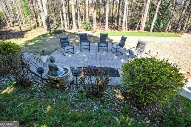 515 Hillcrest View Drive NE, Suwanee, GA 30024