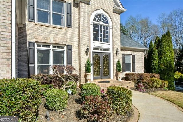 515 Hillcrest View Drive NE, Suwanee, GA 30024