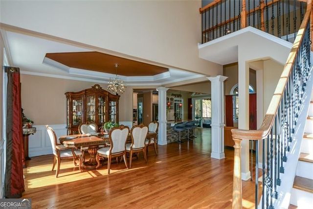 515 Hillcrest View Drive NE, Suwanee, GA 30024