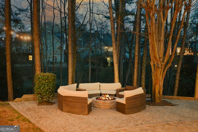 515 Hillcrest View Drive NE, Suwanee, GA 30024